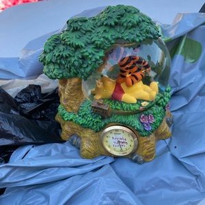 Winnie the Pooh and Tigger